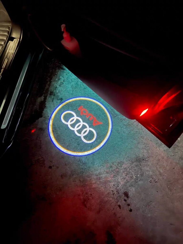 Лазерная проекция Audi DL-A-C-01
