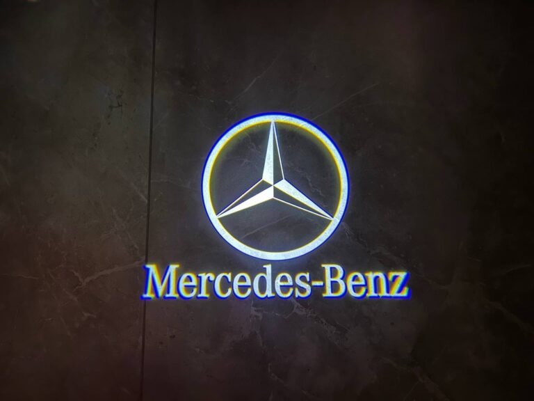 Лазерная проекция Mercedes-Benz DL-M-C-01