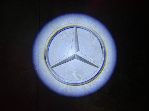 Лазерная проекция Mercedes-Benz DL-M-C-06